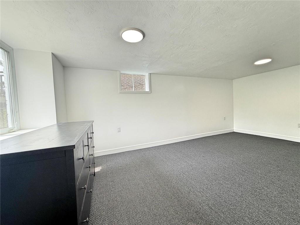 2429 Rose Garden Road Pittsburgh, PA 15220 - Photo 26 of 27