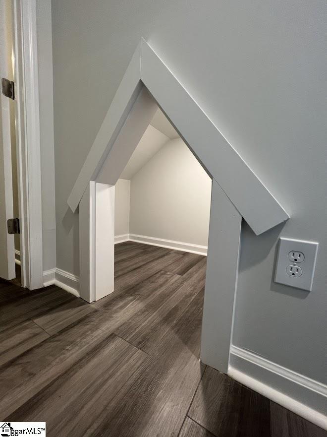 7 Pendergast Road Greenville, SC 29605 - Photo 4 of 36 Gallery Image 4