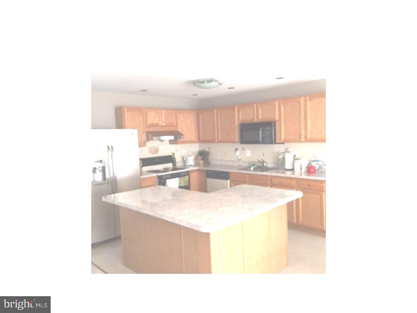 210 Raintree Crossing Hatfield, PA 19440 - Photo 10 of 17 Gallery Image 10