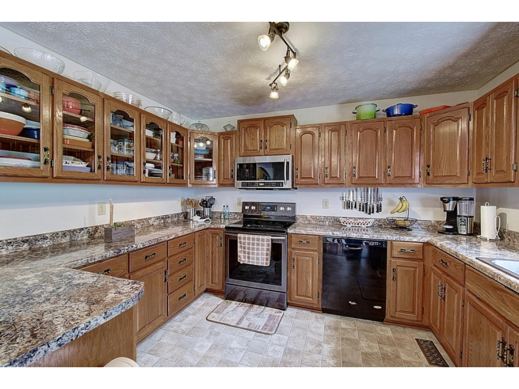 1830 West Pines Road Afton, TN 37616 - Photo 18 of 36 Photo 18