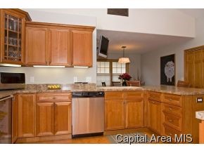 7004 Preston Drive Springfield, IL 62711 - Photo 6 of 24