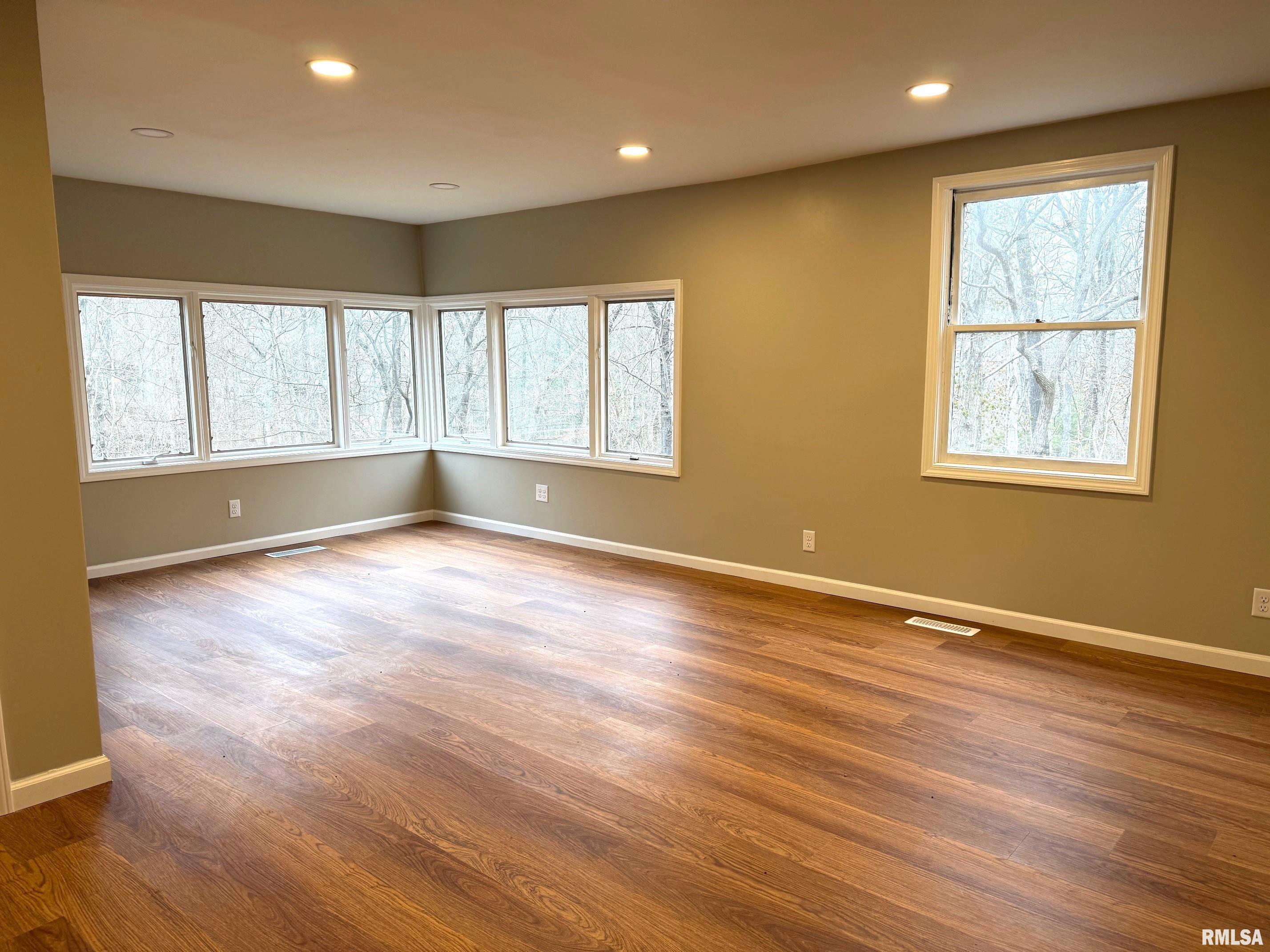 378 Contentment Road Makanda, IL 62958 - Photo 16 of 32