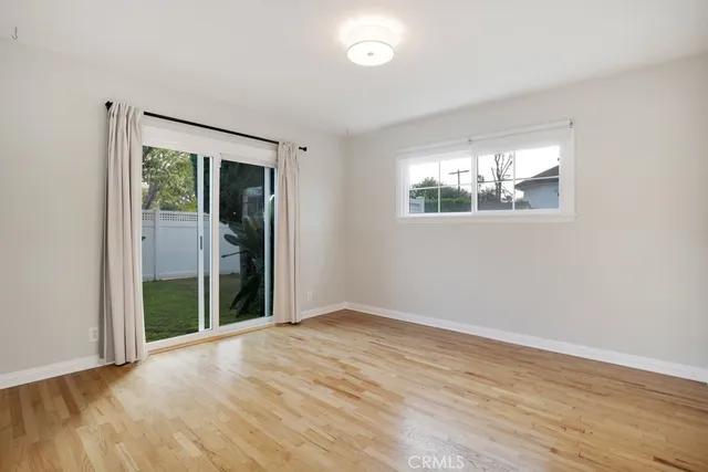 $4,250 | 7002 Forbes Avenue, Lake Balboa, CA 91406