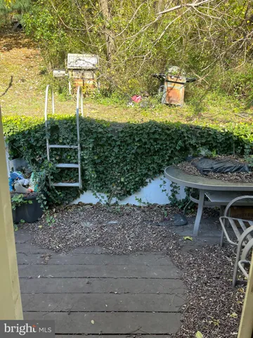 a view of a outdoor space