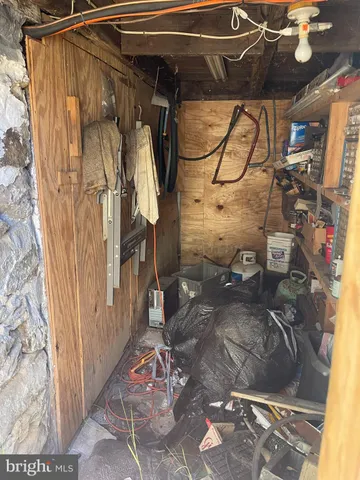 $169,999 | 18828 Sandy Hook Road, Knoxville, MD 21758