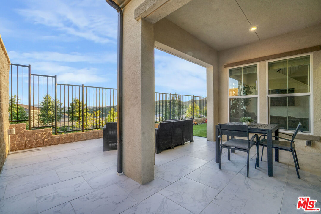 20818 Bur Oak Circle Porter Ranch, CA 91326 - Photo 12 of 42