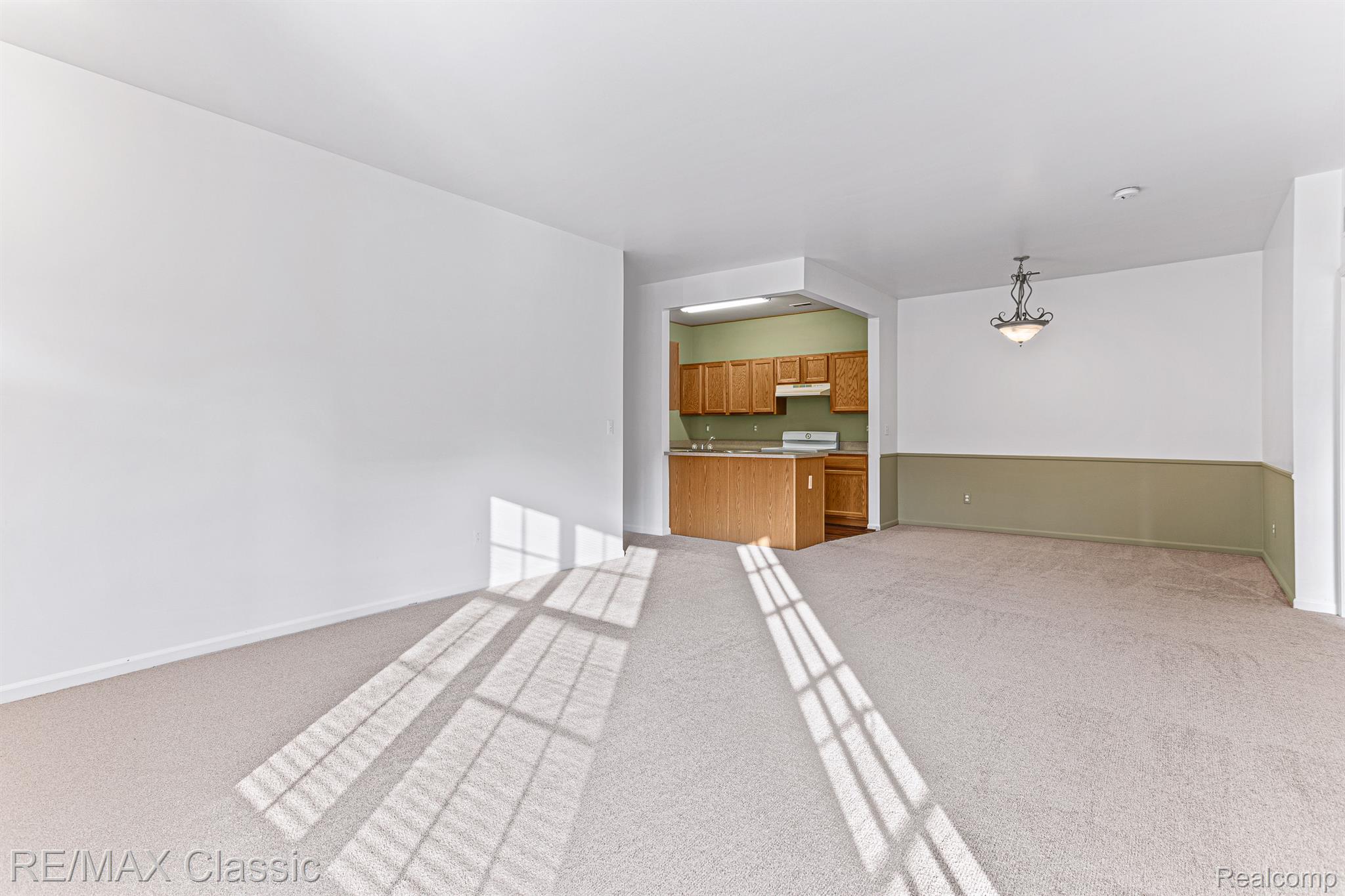 11748 Farmington Road Livonia, MI 48150 - Photo 9 of 24 Gallery Image 9