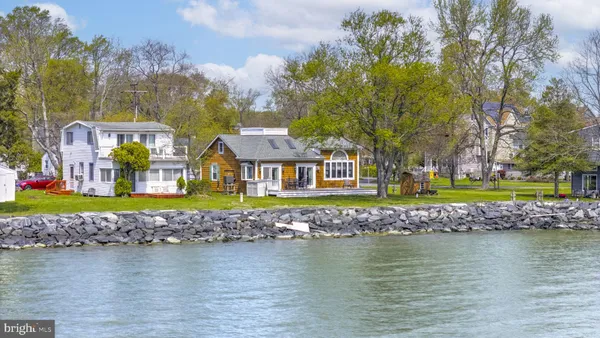 $535,000 | 5211 Al Jones Drive, Shady Side, MD 20764