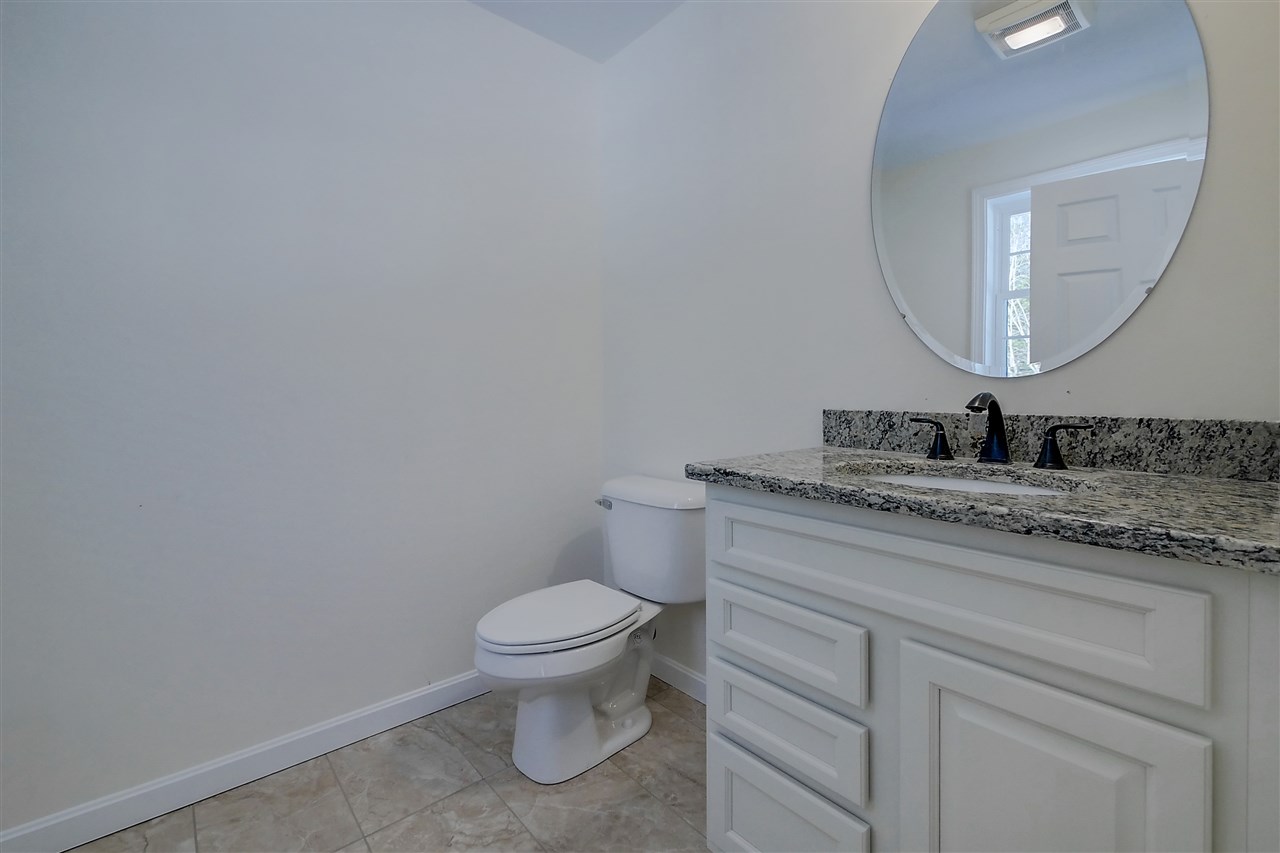 7 Jamie Lane Hooksett, NH 03106 - Photo 33 of 38 Gallery Image 33