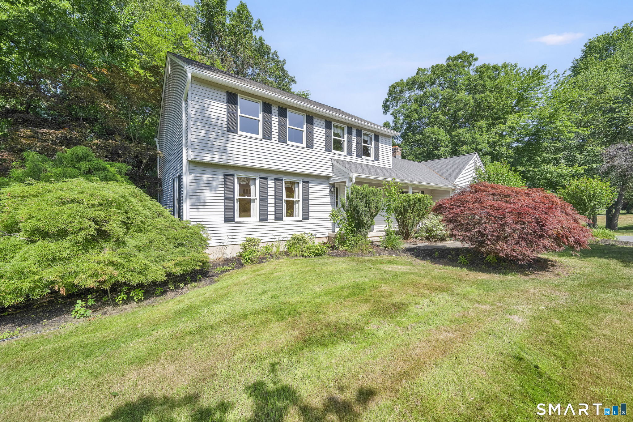 23 A Country Way Wallingford, CT 06492 - Photo 4 of 36