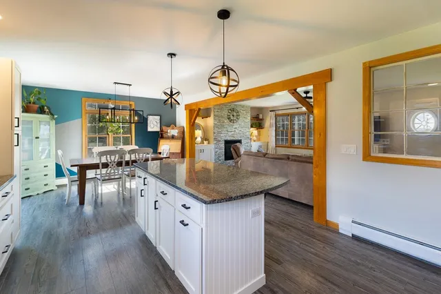 $699,000 | 2 Maynard Court, Grand Isle, VT 05458