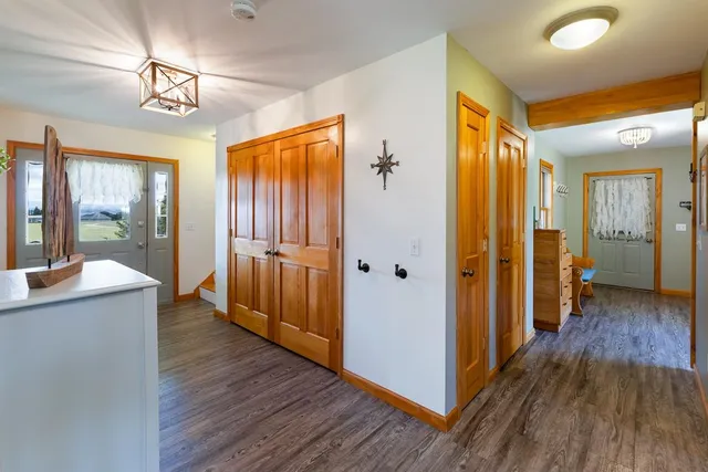 $699,000 | 2 Maynard Court, Grand Isle, VT 05458