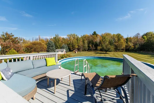 $699,000 | 2 Maynard Court, Grand Isle, VT 05458