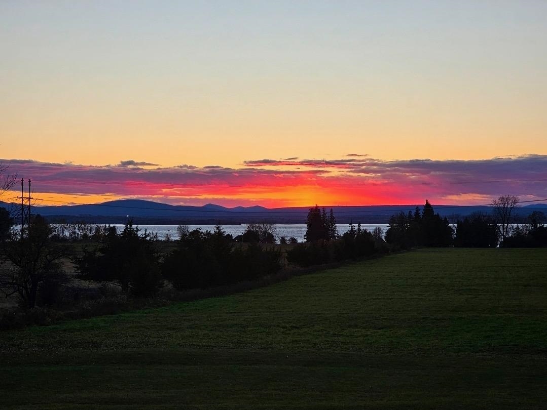 2 Maynard Court Grand Isle, VT 05458 - Photo 6 of 60