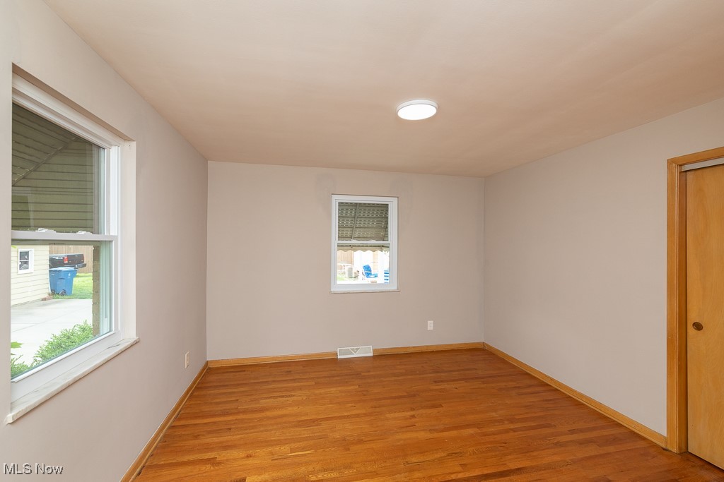 6909 Maplewood Road Parma Heights, OH 44130 - Photo 12 of 28 Gallery Image 12