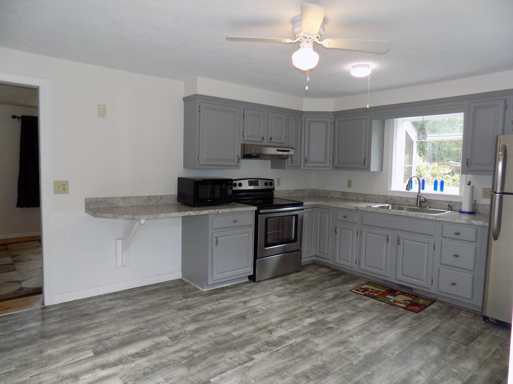 33 Miller Road Southwick, MA 01077 - Photo 7 of 25 Gallery Image 7