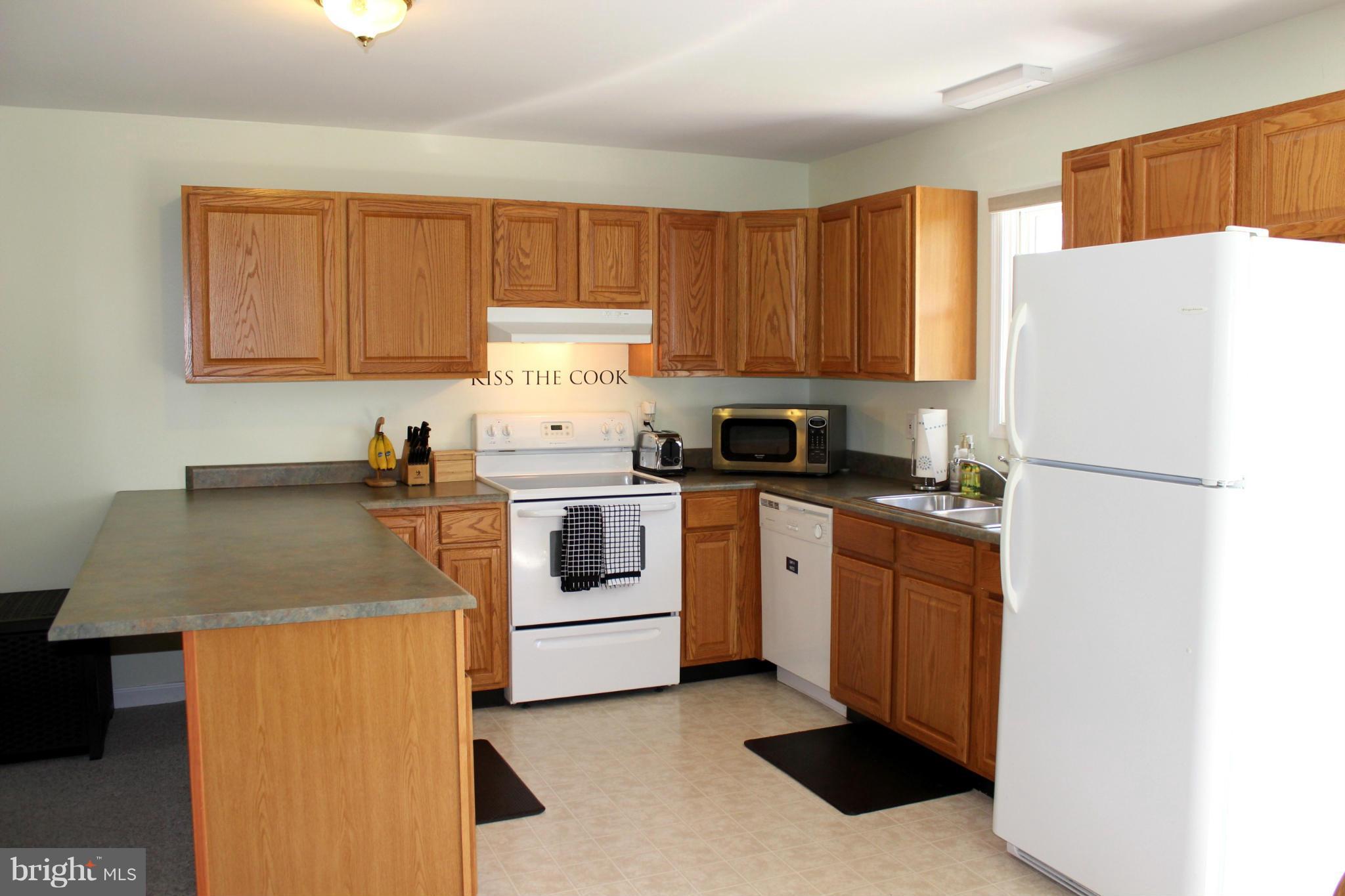 110 East Fourteenth Avenue Ranson, WV 25438 - Photo 7 of 18 Kitchen with Breakfast Bar