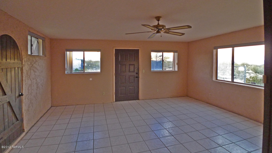 15705 West Diamond Bell Ranch Road Tucson, AZ 85736 - Photo 16 of 38 Gallery Image 16