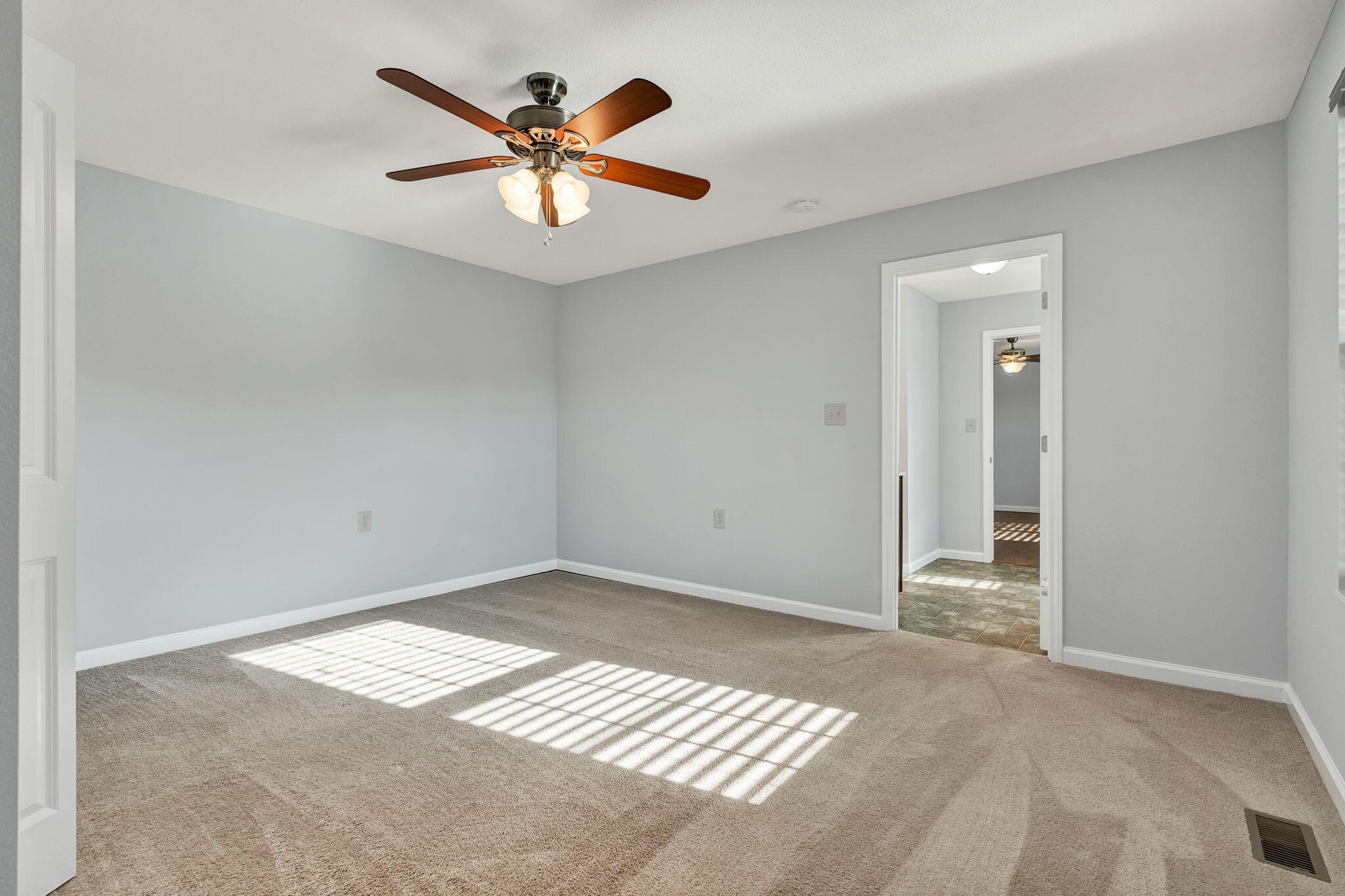 225 Laurel Drive Spring City, TN 37381 - Photo 13 of 42 27-web-or-mls-DSC06795