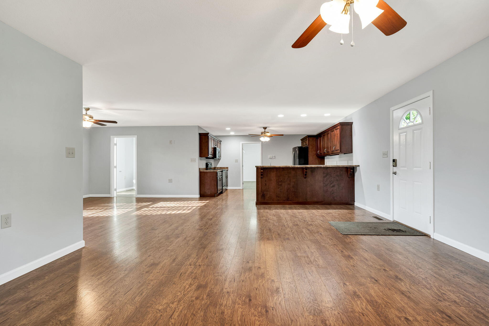 225 Laurel Drive Spring City, TN 37381 - Photo 2 of 42 15-web-or-mls-DSC06715