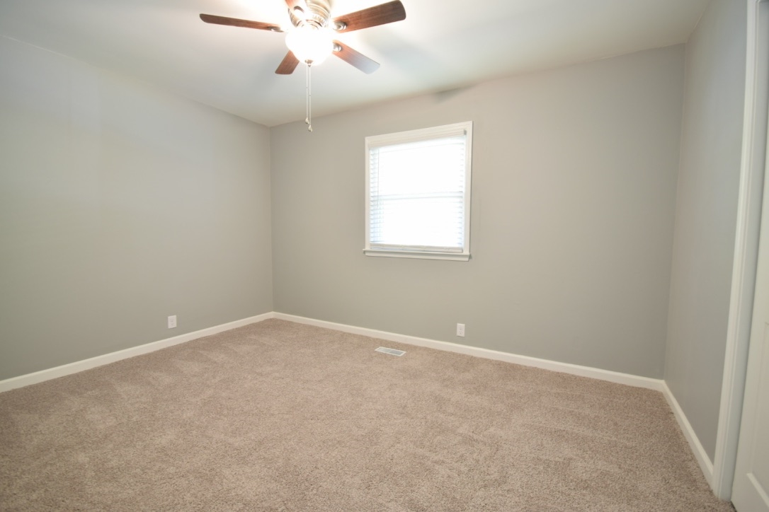 509 Pfeiffer Road Evansville, IN 47711 - Photo 12 of 23 Gallery Image 12