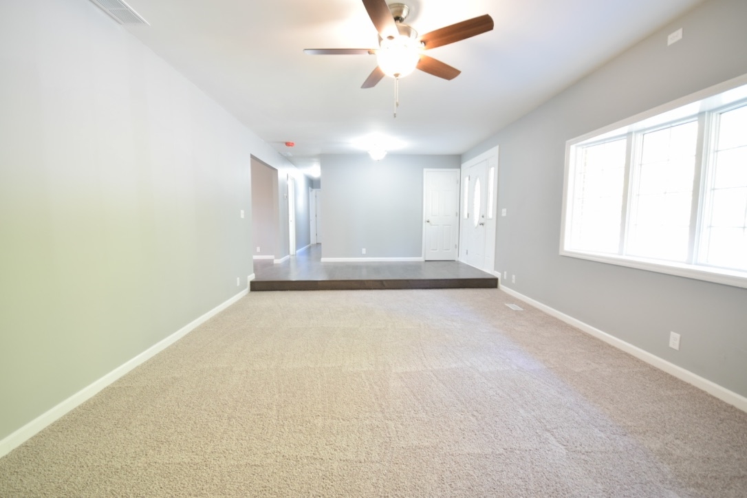 509 Pfeiffer Road Evansville, IN 47711 - Photo 3 of 23 Gallery Image 3