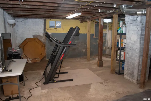 $139,900 | 714 7th Avenue, Erie, IL 61250