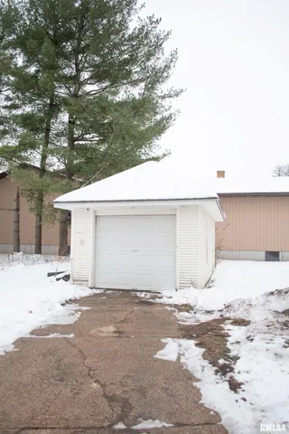 $139,900 | 714 7th Avenue, Erie, IL 61250