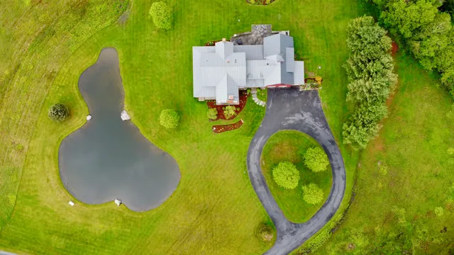 $4,950,000 | 2455 West Hill Road, Stowe, VT 05672