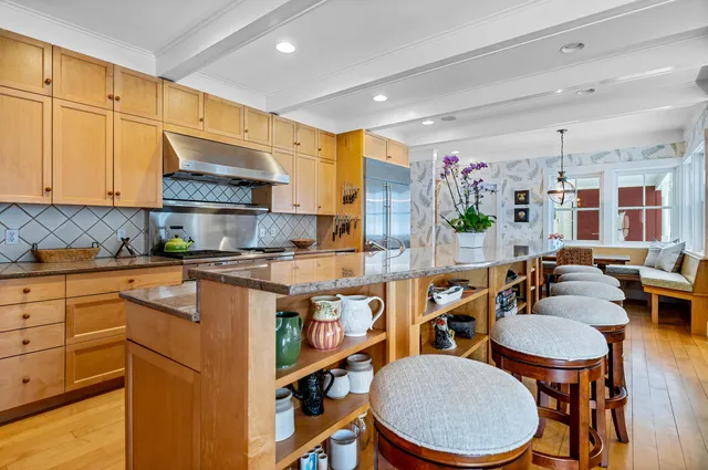 $4,950,000 | 2455 West Hill Road, Stowe, VT 05672