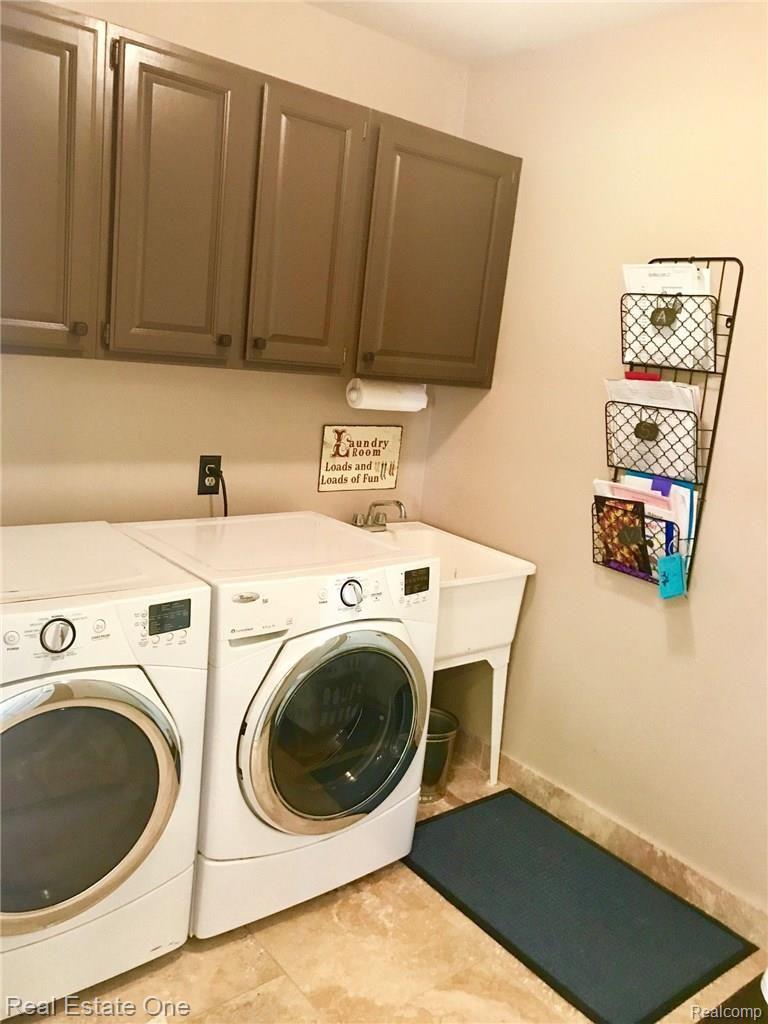 laundryroomcc.jpg