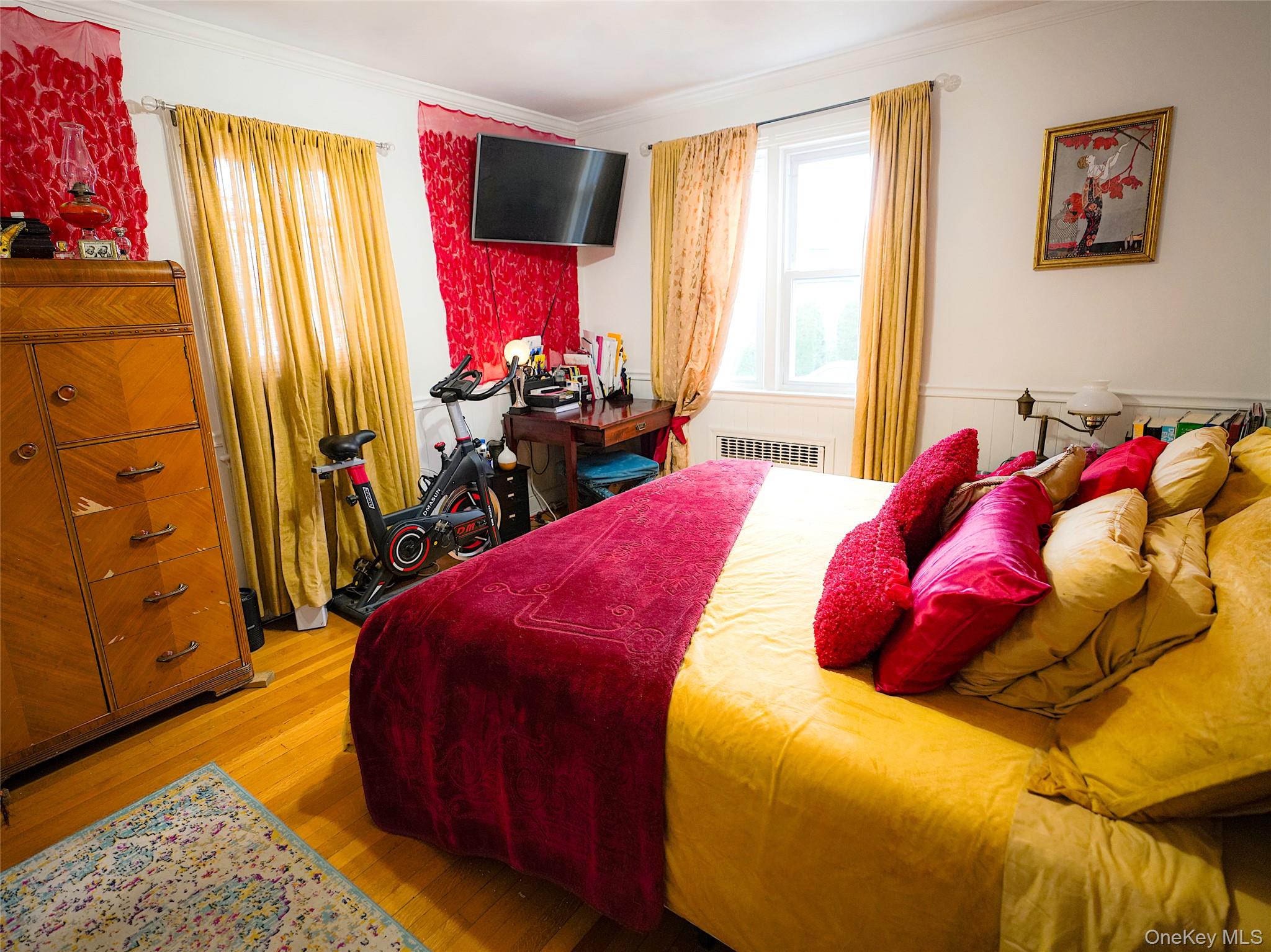 37 Centre Street Bronx, NY 10464 - Photo 8 of 32 a bed room with a bed and a bed