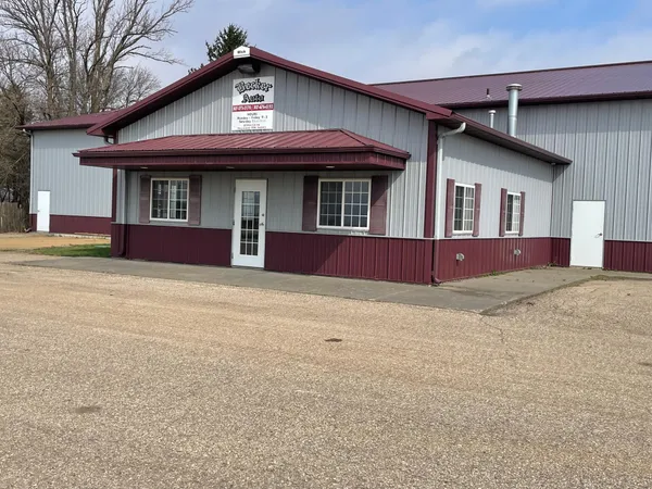 $995,000 | 80944 County Road 46, Hayward, MN 56043