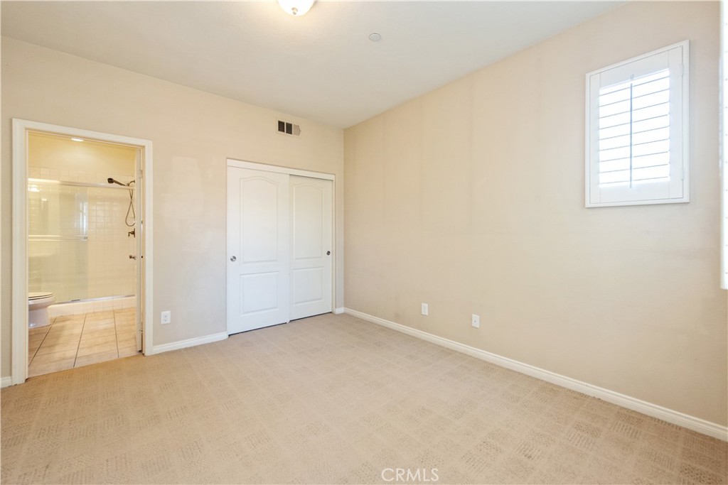 72 Shadowplay Irvine, CA 92620 - Photo 10 of 36