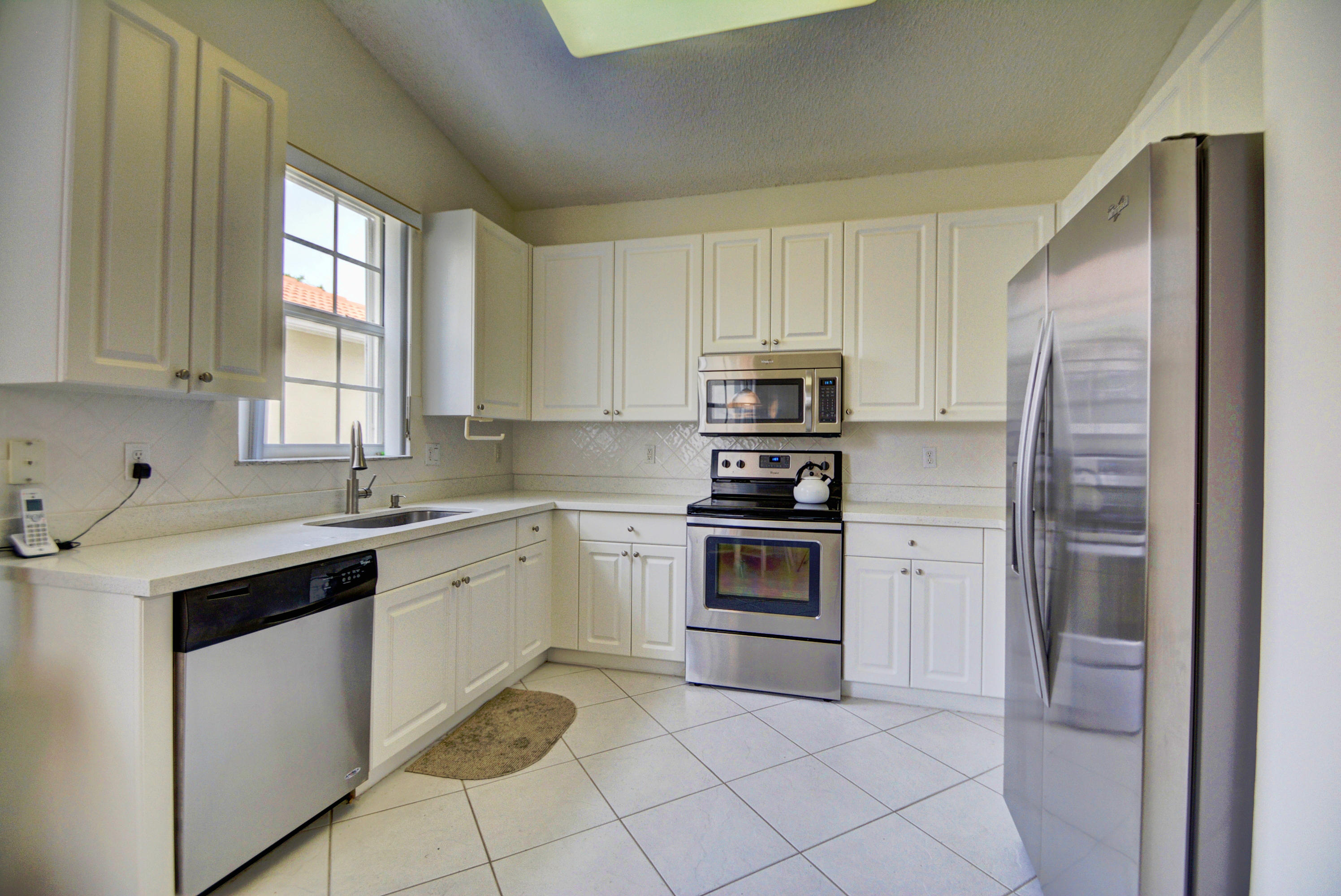 6162 Heliconia Road Delray Beach, FL 33484 - Photo 10 of 33 DSC_6599_600_601_602_603
