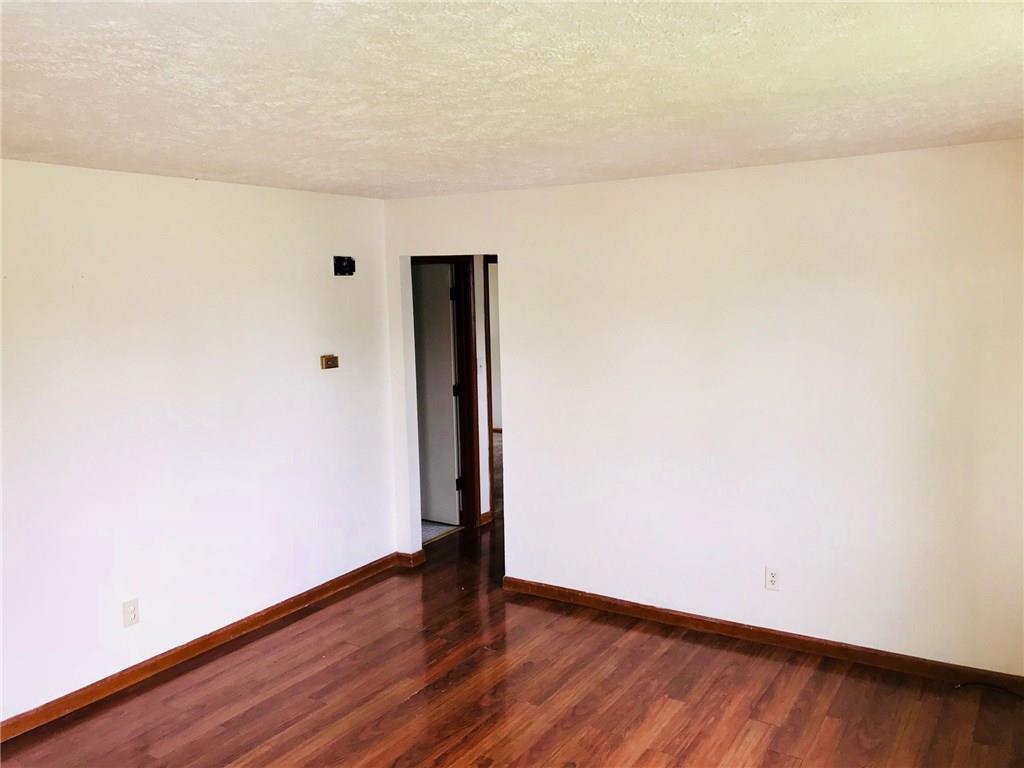 1702 Mitthoeffer Road Indianapolis, IN 46229 - Photo 3 of 23 Gallery Image 3