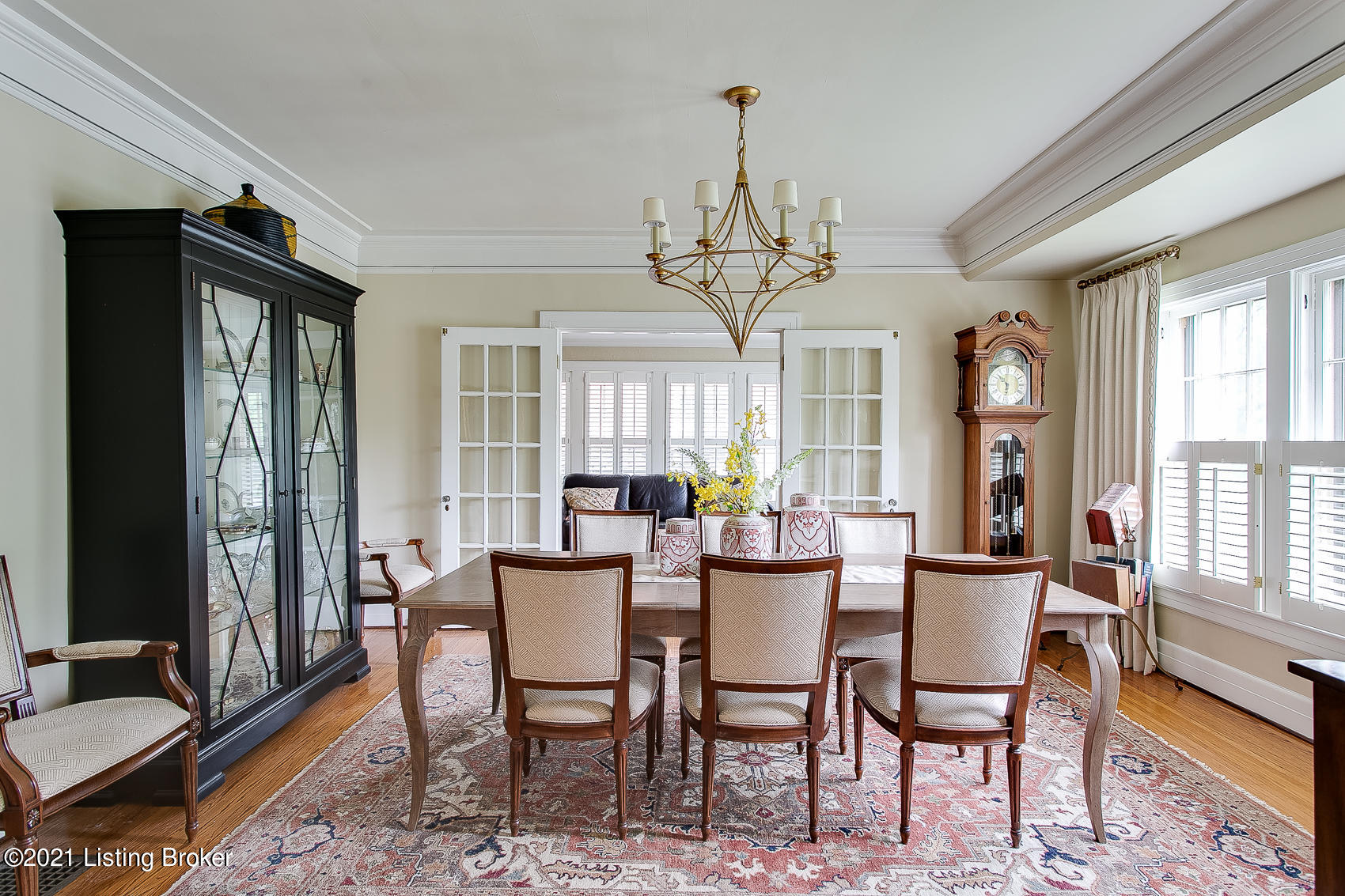 2308 Meadow Road Louisville, KY 40205 - Photo 11 of 46 Dining room