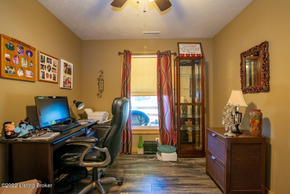 10099 Anneta Road Leitchfield, KY 42754 - Photo 19 of 46 Annetta-51
