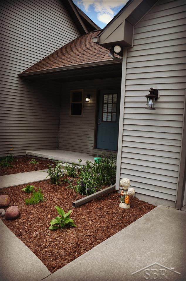 545 North Gleaner Road Saginaw, MI 48609 - Photo 3 of 20 Gallery Image 3