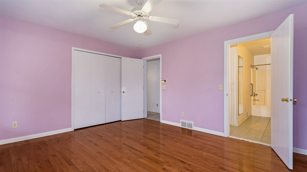 5015 Ridgecrest Drive Jackson, MI 49201 - Photo 11 of 33 Photo 11