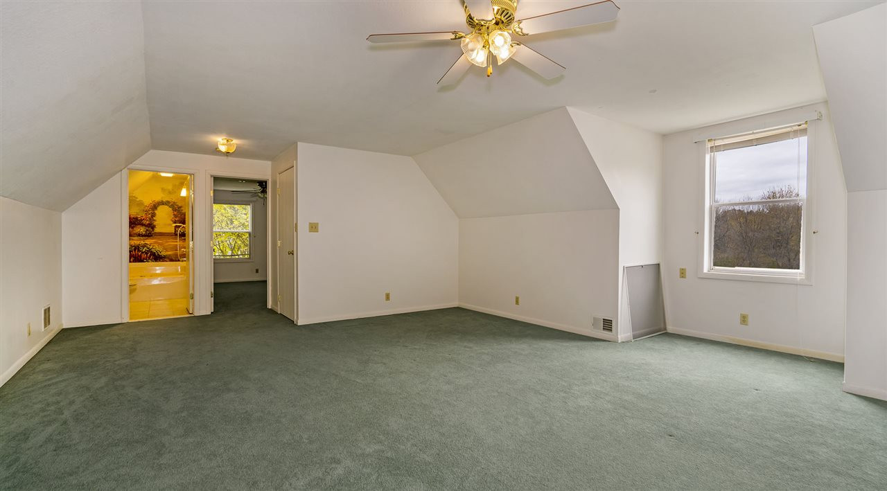 5015 Ridgecrest Drive Jackson, MI 49201 - Photo 18 of 33 Photo 18