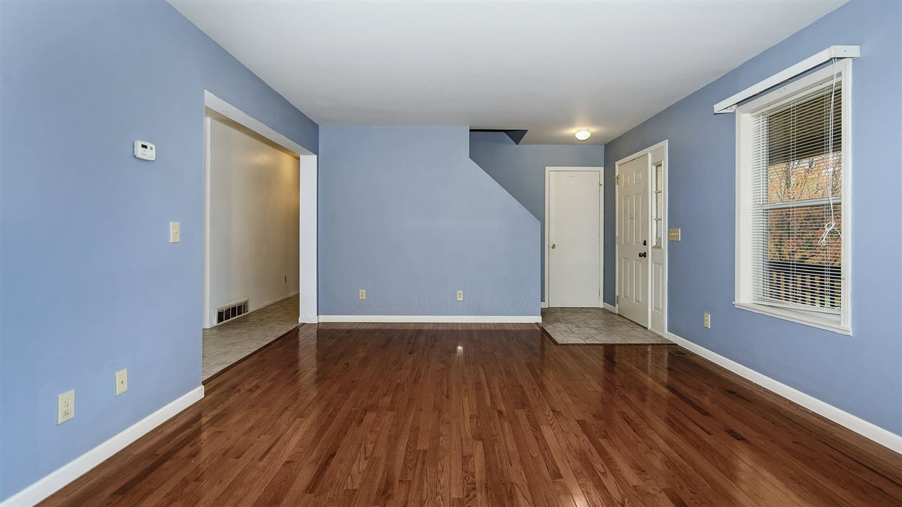 5015 Ridgecrest Drive Jackson, MI 49201 - Photo 5 of 33 Photo 5