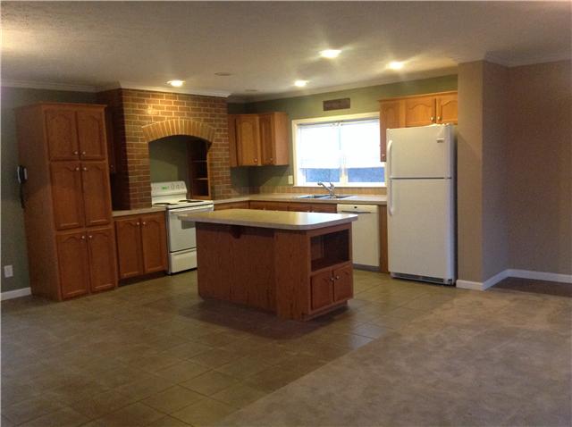 1196 Issac Clifton Road Chapmansboro, TN 37035 - Photo 7 of 20 Kitchen with Island