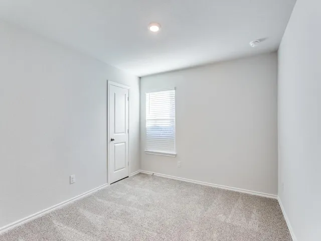 $2,600 | 528 Bronze Circle West, Springtown, TX 76082