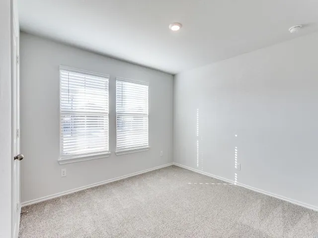 $2,600 | 528 Bronze Circle West, Springtown, TX 76082