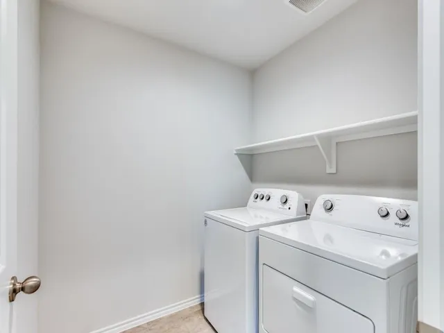 $2,600 | 528 Bronze Circle West, Springtown, TX 76082