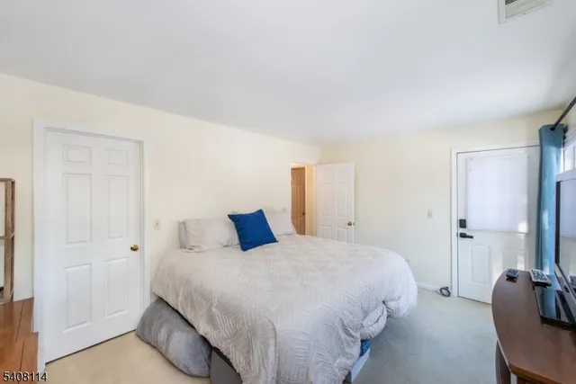 $275,000 | 61 Westchester Terrace, Annandale, NJ 08801