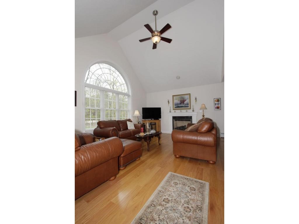 196 Bay Road Farmington, NH 03835 - Photo 12 of 36