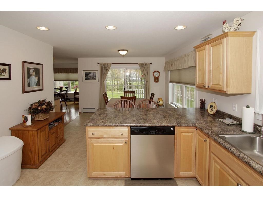 196 Bay Road Farmington, NH 03835 - Photo 4 of 36