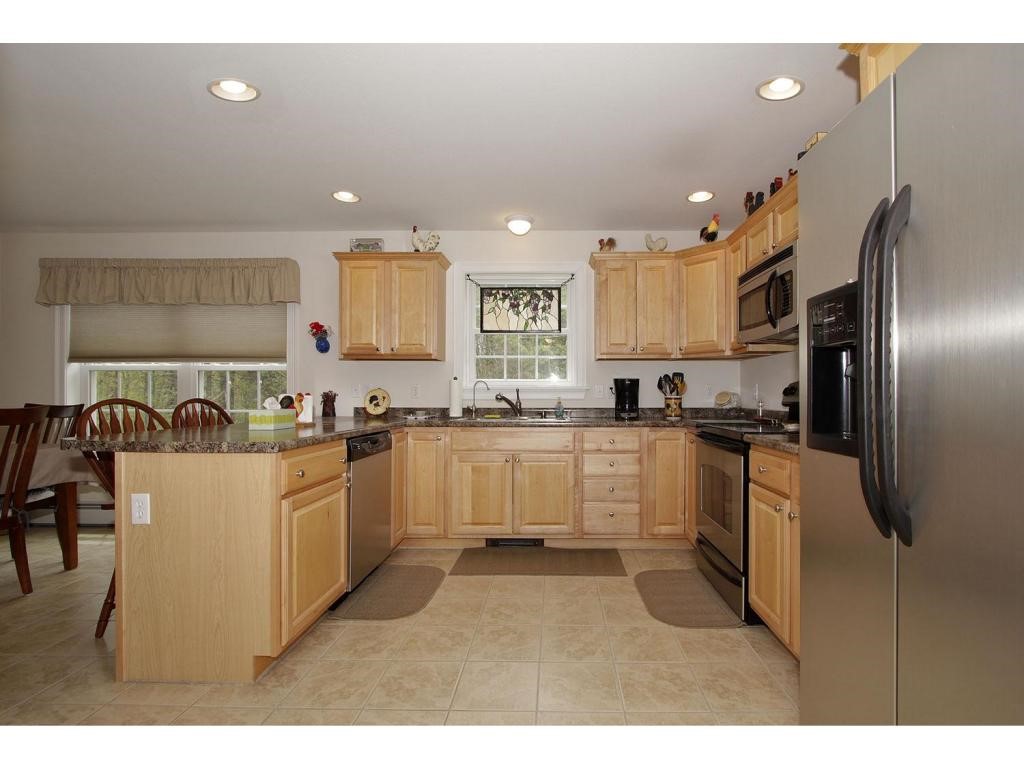 196 Bay Road Farmington, NH 03835 - Photo 5 of 36